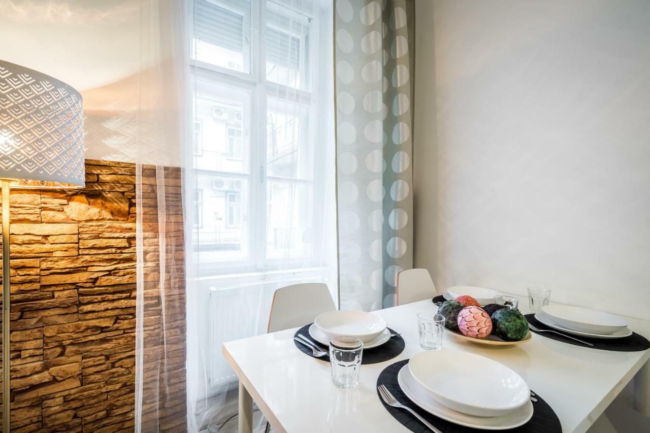 Bpr Bright Sapphire Apartment ブダペスト エクステリア 写真