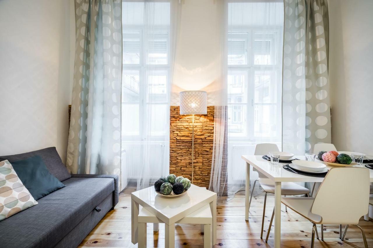 Bpr Bright Sapphire Apartment ブダペスト エクステリア 写真